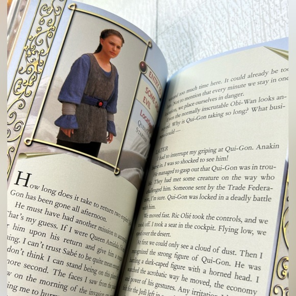 Lot of 4 Vintage Scholastic Books - Picture 4 of 16